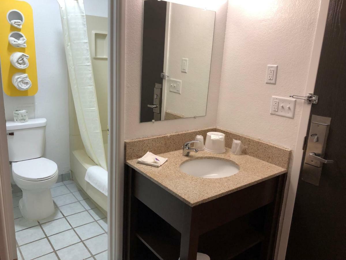 Motel 6-La Crosse, Wi מראה חיצוני תמונה