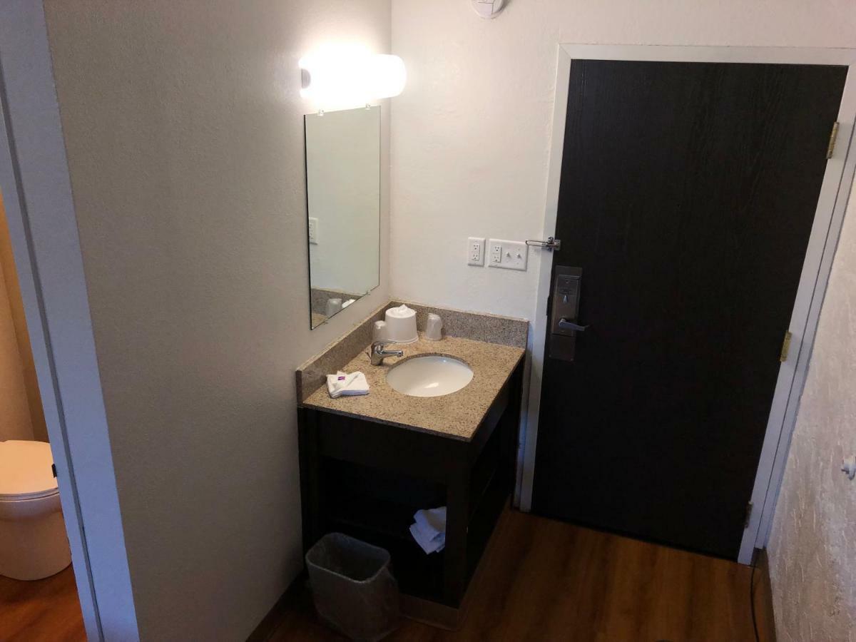 Motel 6-La Crosse, Wi מראה חיצוני תמונה